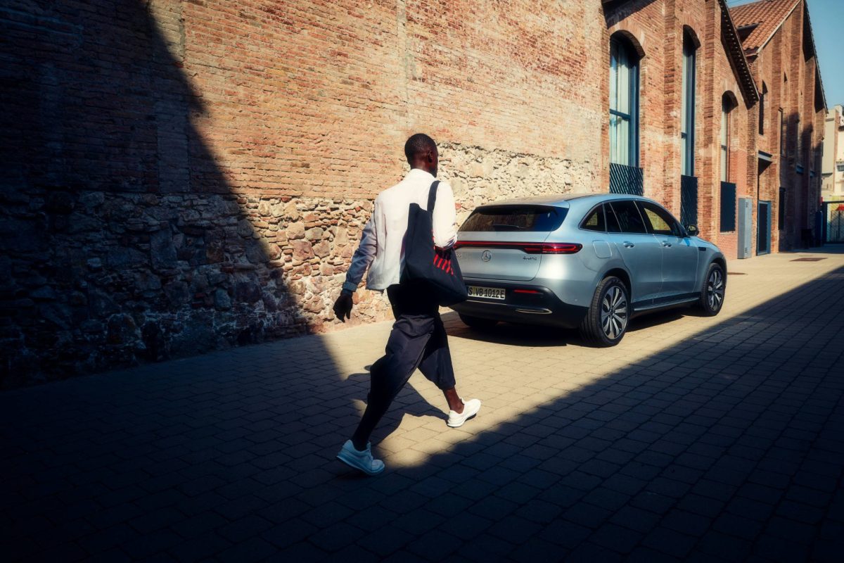 MERCEDES-BENZ EQC