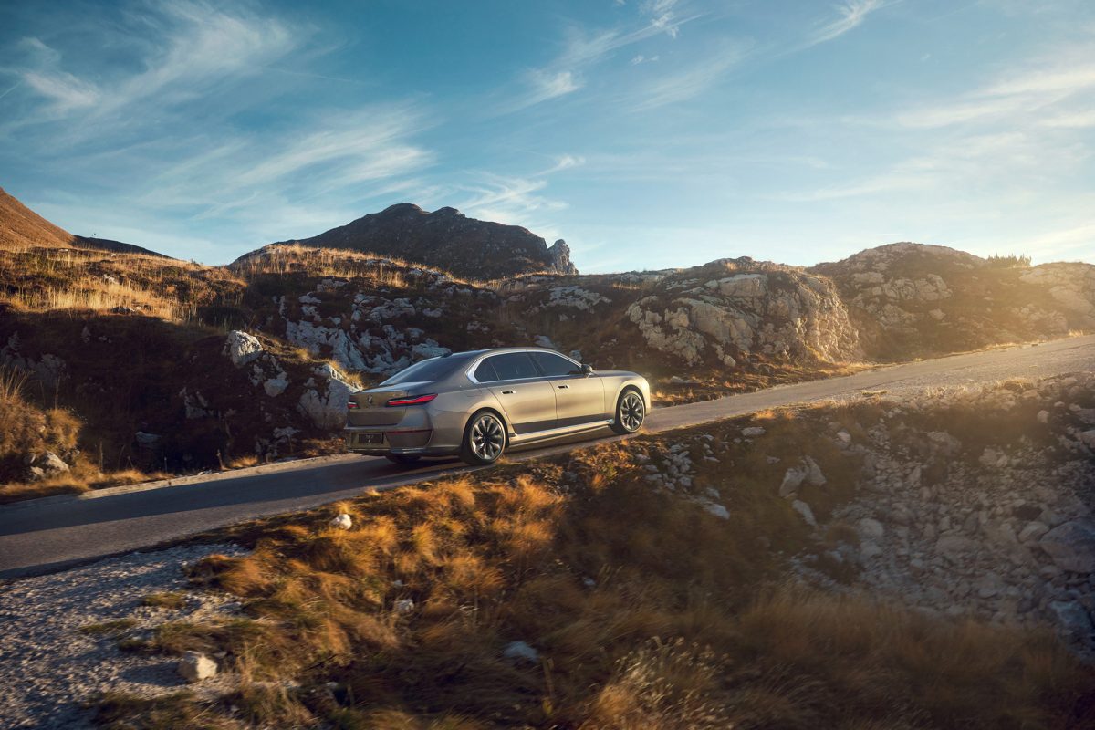 BMW I7