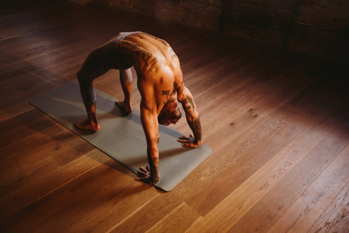 GURU / NIKE TRAINING YOGA