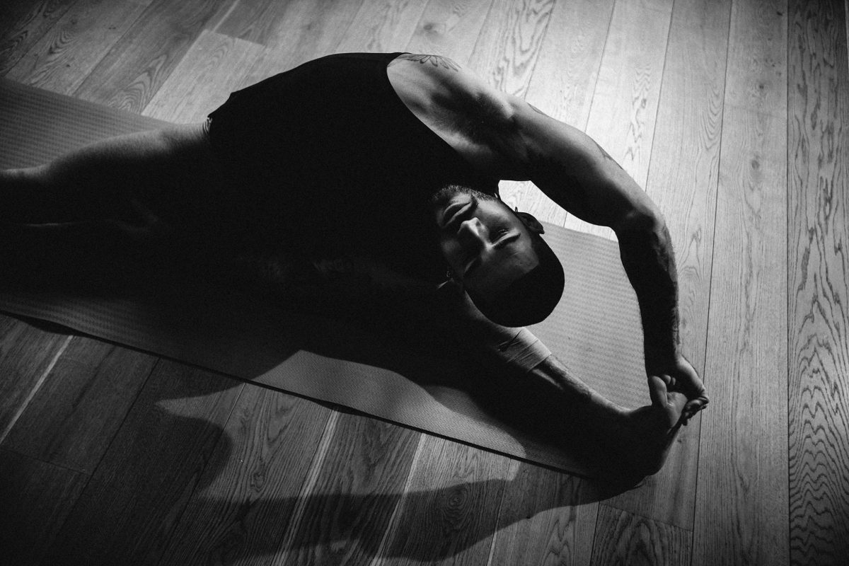 GURU / NIKE TRAINING YOGA