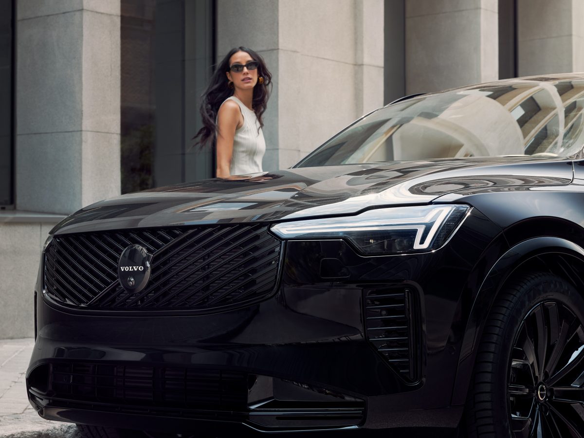 VOLVO XC90 BLACK EDITION