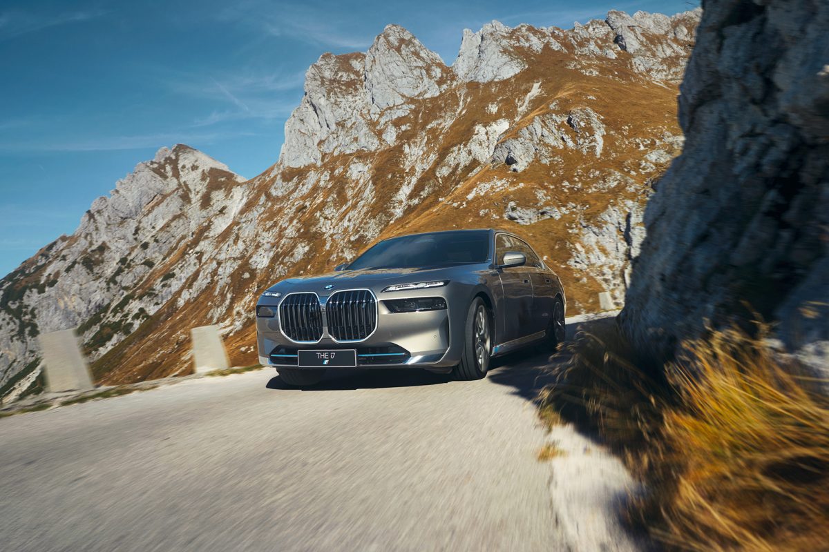 BMW I7