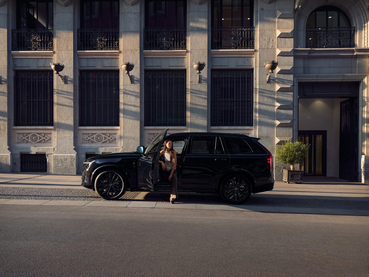 VOLVO XC90 BLACK EDITION