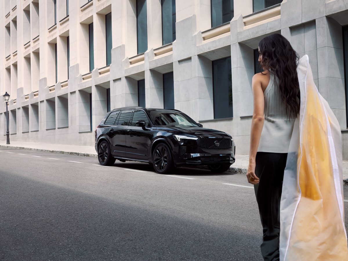VOLVO XC90 BLACK EDITION